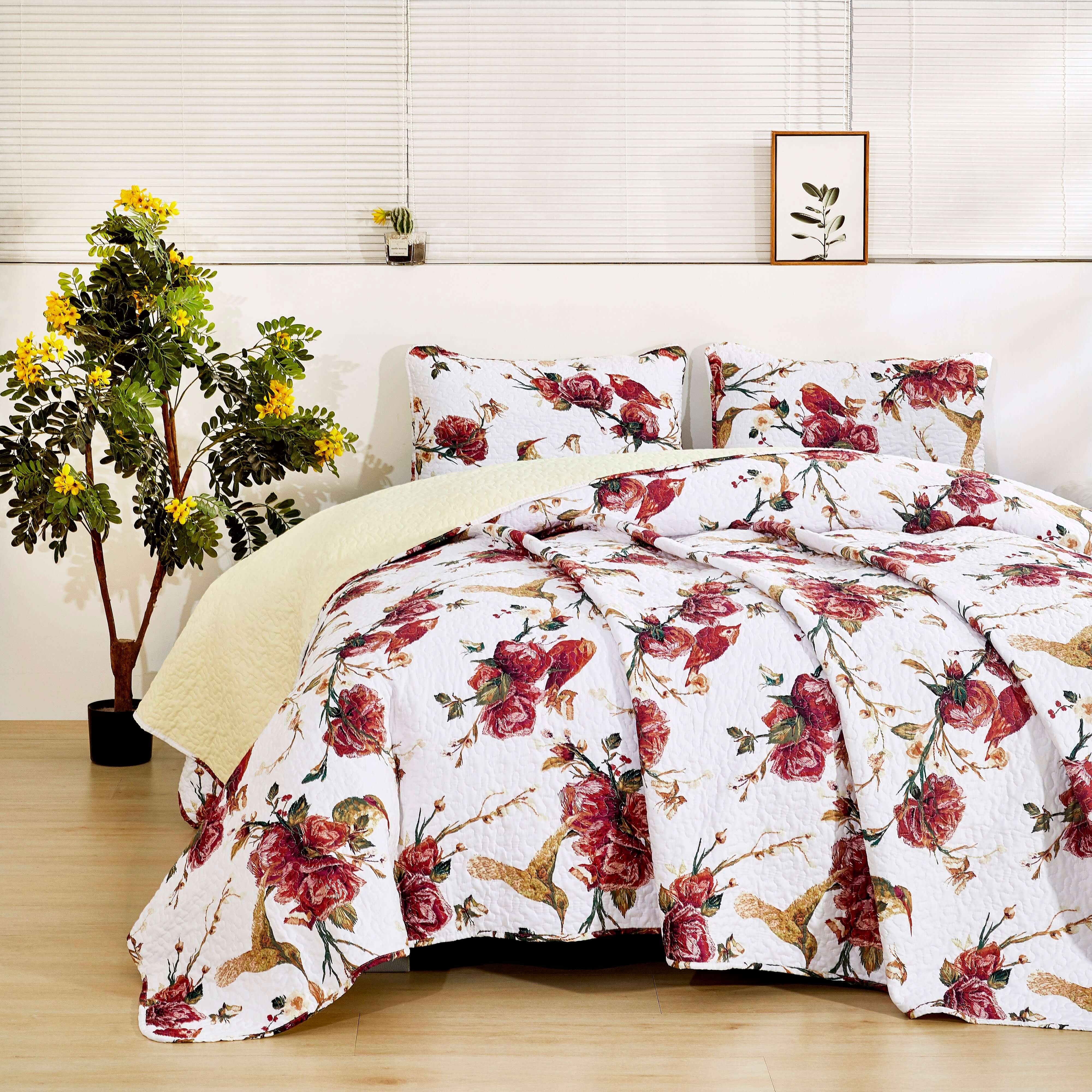 Taterbush Vintage Rose Garden Hummingbirds Burgundy White Reversible Floral Quilt Set (SD-7676)