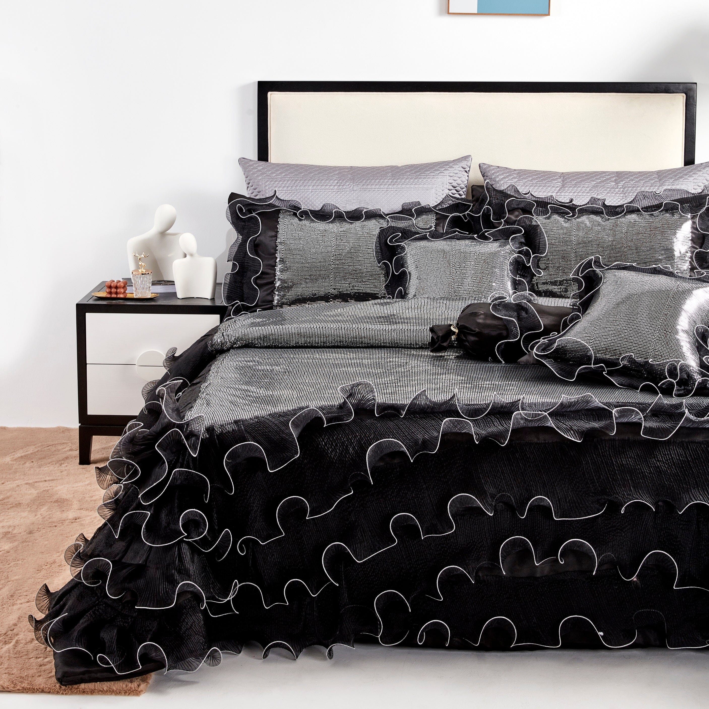 Tache Luxurious Glam Night Out Silver Sequin Black Organza Ruffle 6pc Comforter Set (1622)