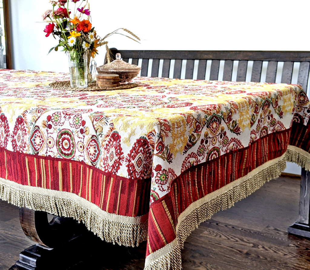 Tache Elegant Burgundy Ornate Paisley Woven Tapestry Tablecloth (18194)