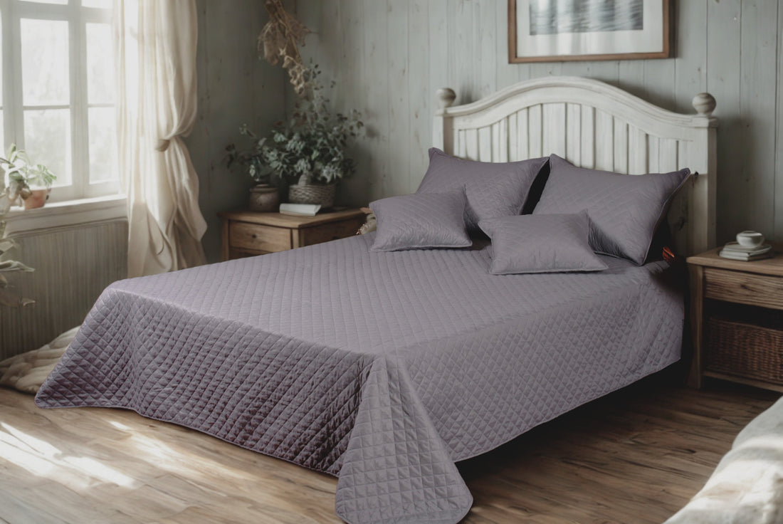 Taterbush Solid Light Gray Silver Diamond Stitch Bubble Quilted Bedspread Set (DXJ109038-2)