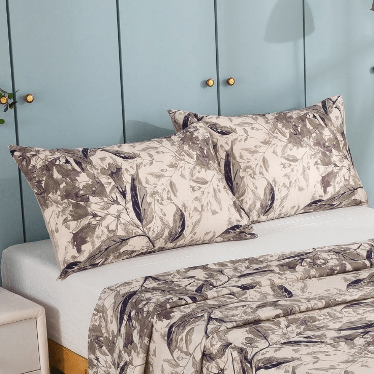 Tache Microfiber Abstract Wispy Leaf Taupe Grey Fitted Sheet / Flat Sheet (JHW-843)