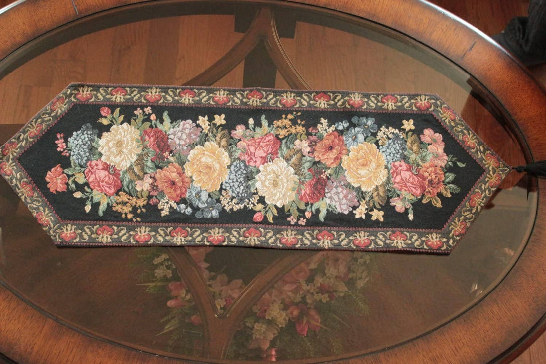 Tache Country Rustic Floral Midnight Awakening Table Runner (3089BL)