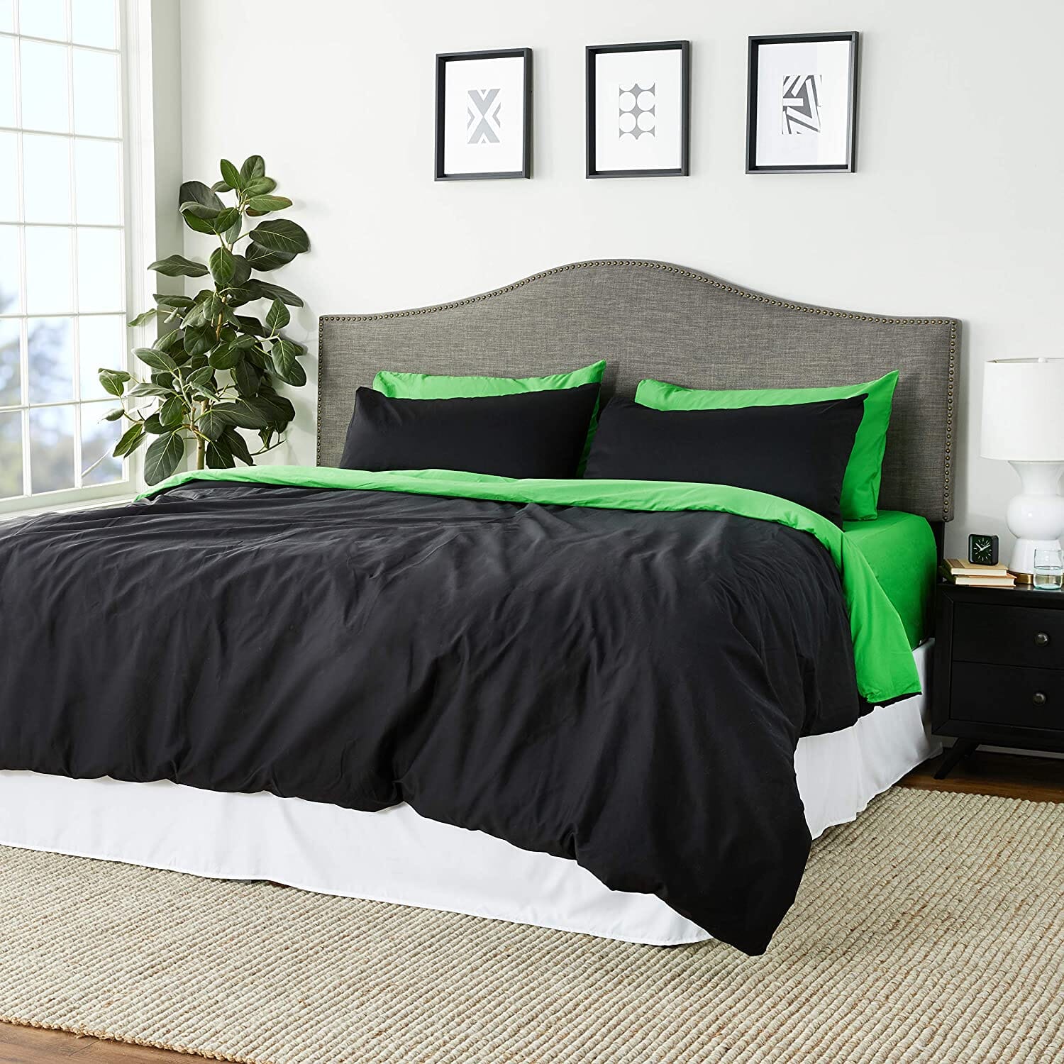 Tache Cotton Lime Green Black Reversible Comforter Set With Zipper Cover