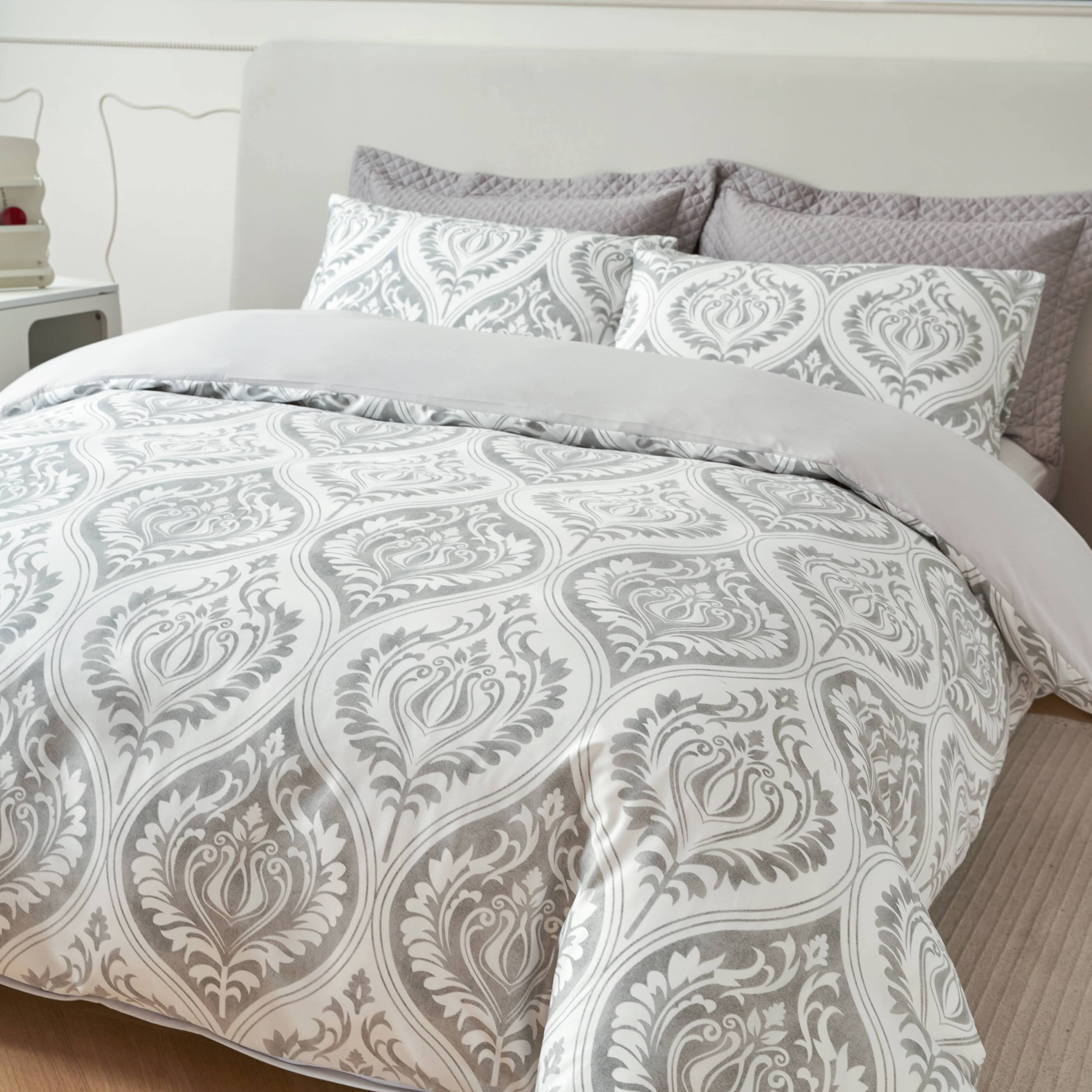 Tache Dreamy Moon Sky Ogee Damask Heather Gray White Duvet Cover (TB300)