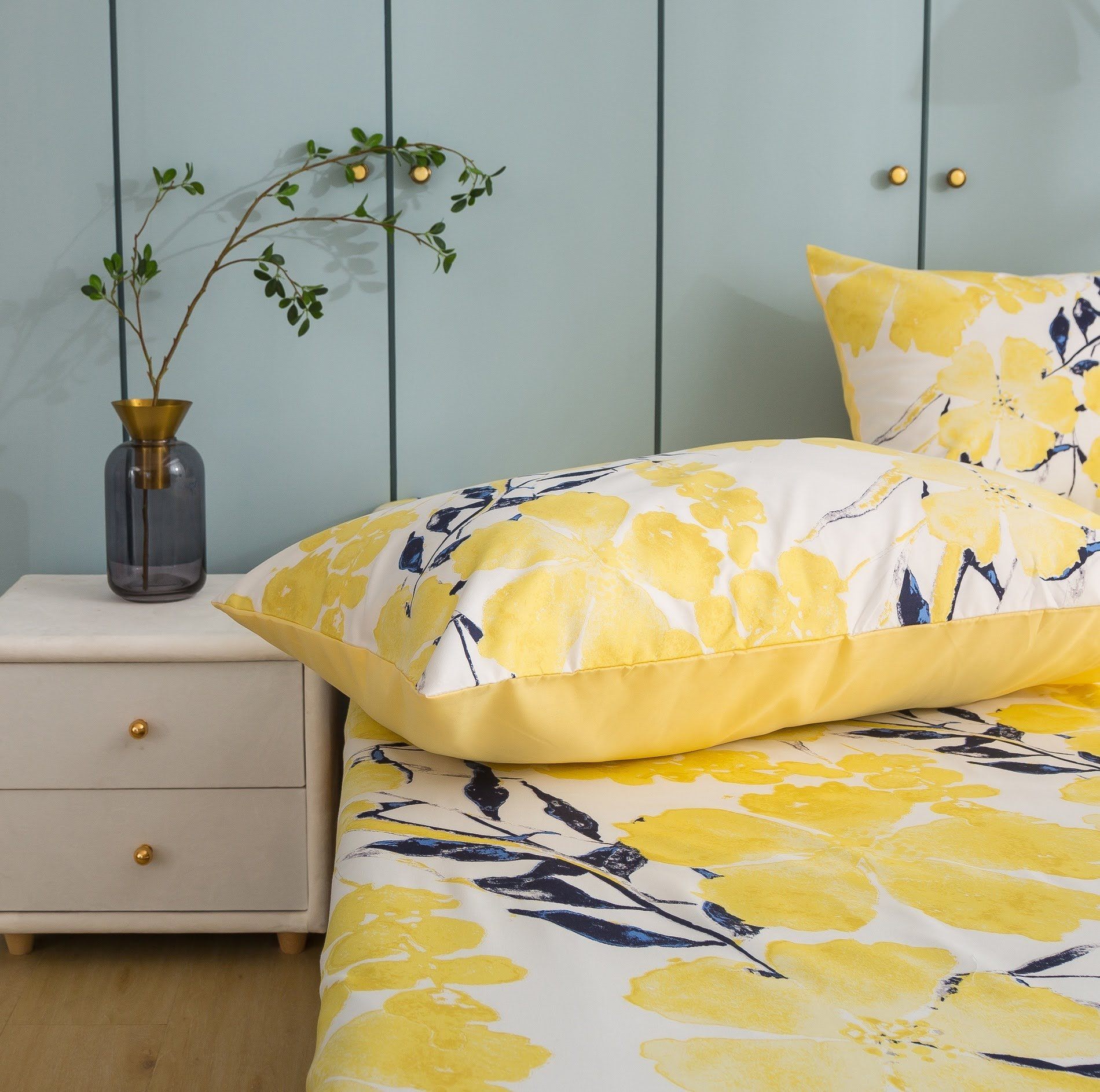 Taterbush Microfiber Watercolor Tropical Floral Yellow Blue Fitted Sheet / Flat Sheet (JHW-841)