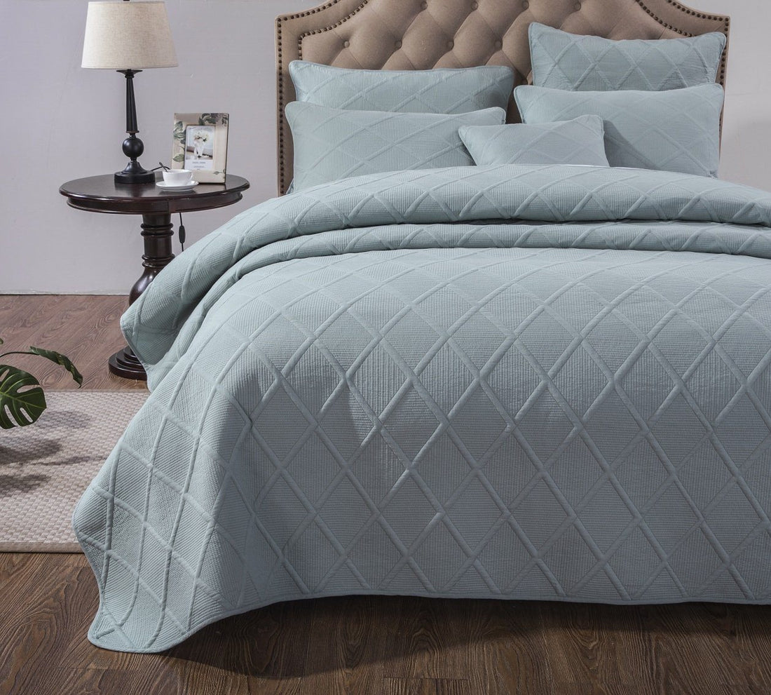 Taterbush Soothing Pastel Seafoam Blue Diamond Stitch Cotton Quilt Set (JHW-856)