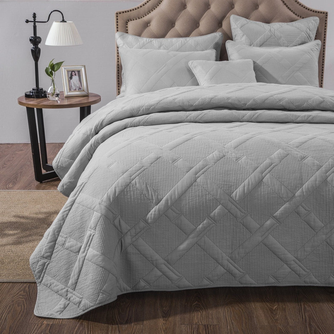 Taterbush Soothing Pastel Silver Diamond Stitch Light Gray Cotton Quilt Set (JHW-862)
