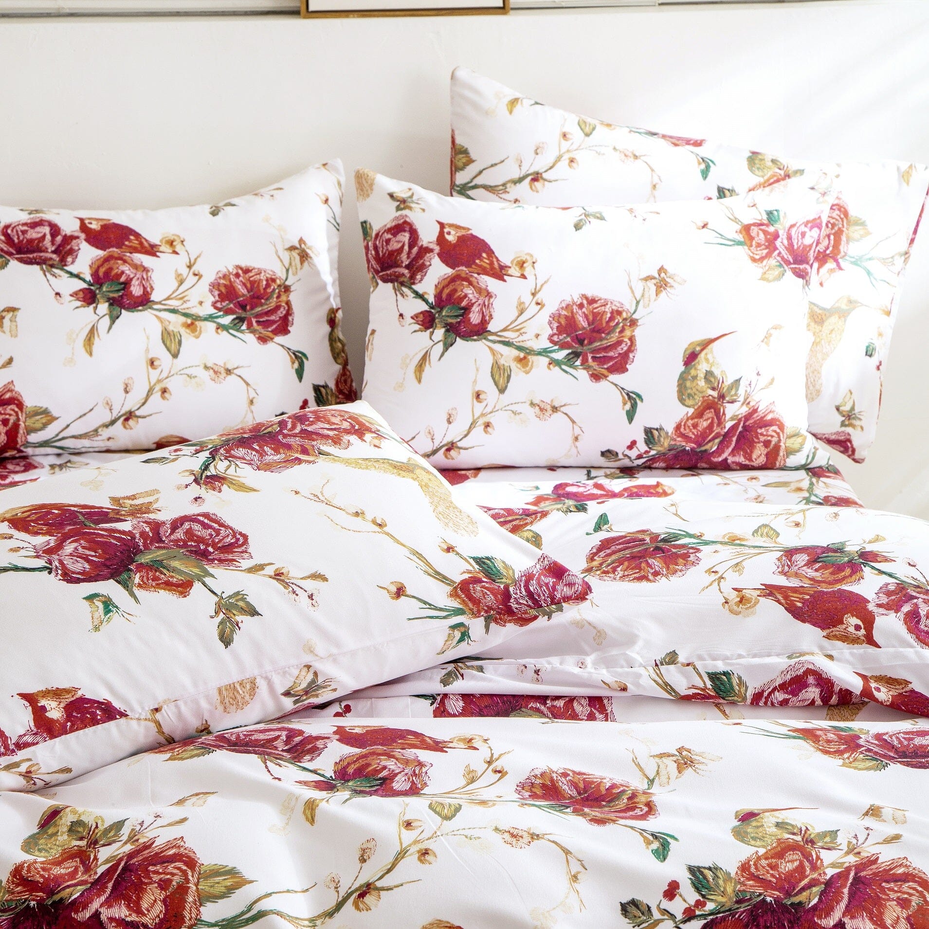 Tache Floral Hummingbirds Burgundy White Vintage Rose Garden Reversible Duvet Cover (SD-7676)