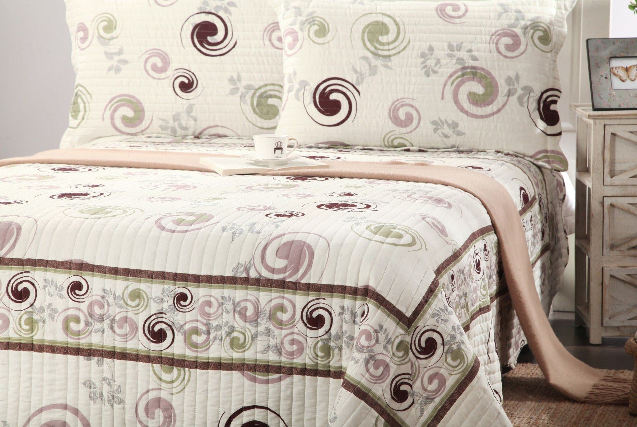 Tache Summer Storm Geometric Swirl Ivory White Scalloped Cotton Quilt Set (DSW019)