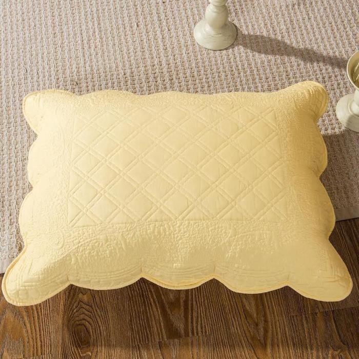 Taterbush Yellow Diamond Matelasse Scalloped Buttercup Puffs Pillow Sham (YELLEMDES)