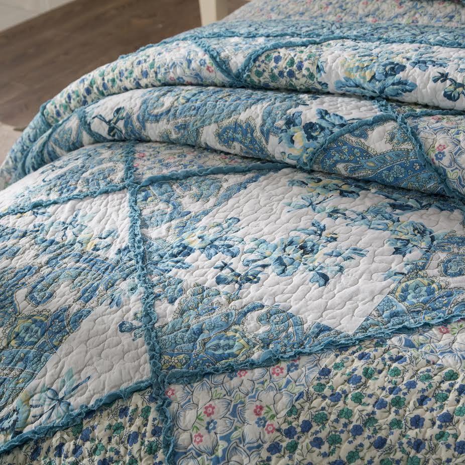 Tache Petal Dance White Blue Floral Paisley Vintage Garden Scalloped Cotton Patchwork Quilt Set (JHW-646)