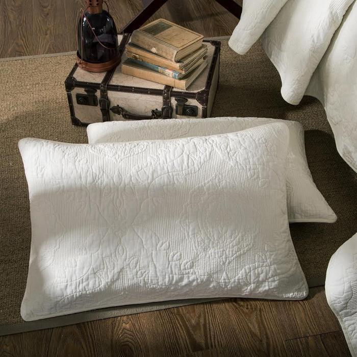 Tache Cotton Ivory White Paisley Damask Matelassé Powder Snow Pillow Sham (JHW-643)